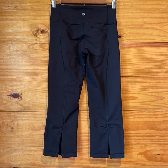 Lululemon Black Slit Hem Mid Rise Crop Activewear Workout Leggings 4 - Picture 2 of 9